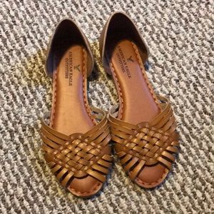 American Eagle sandals